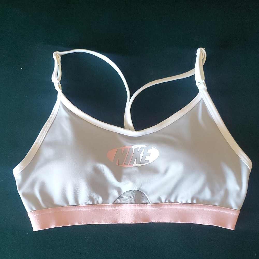 NWOT Nike Women's Gray and Pink Sports Bra